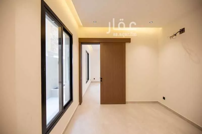 3 bedroom floor in Al Janadriyah 7