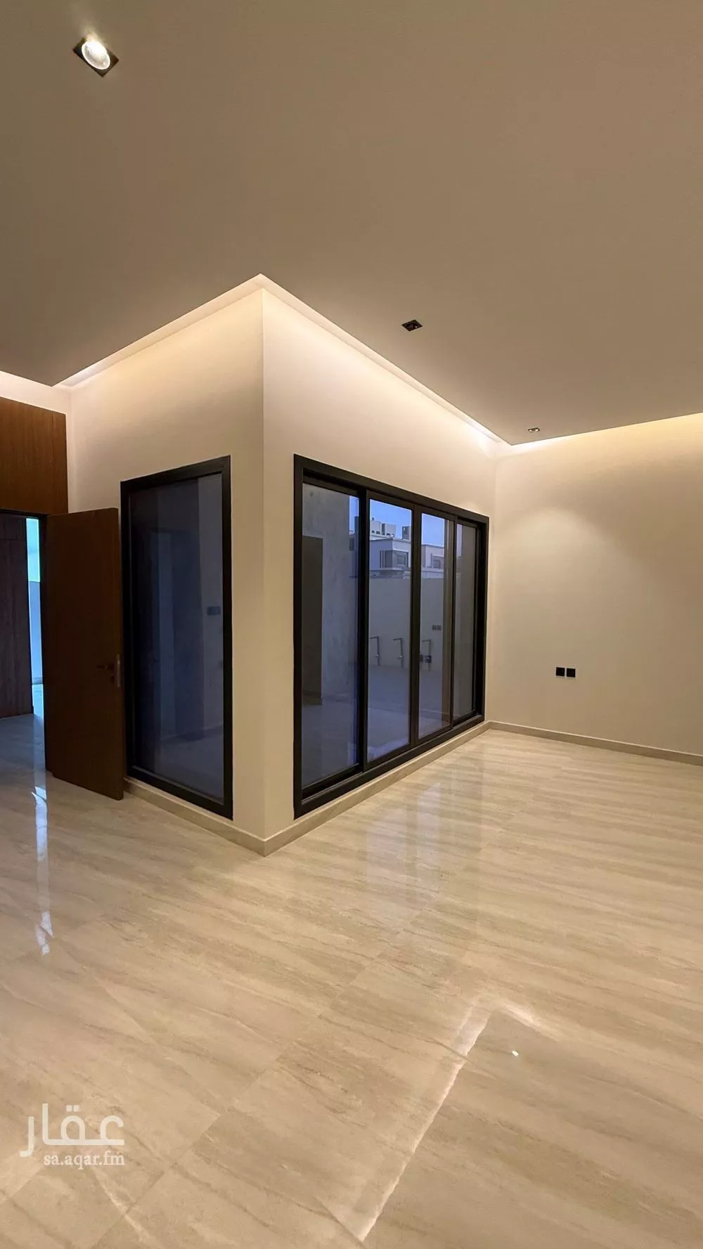 400 sqm building in Al Mahdiyyah 7