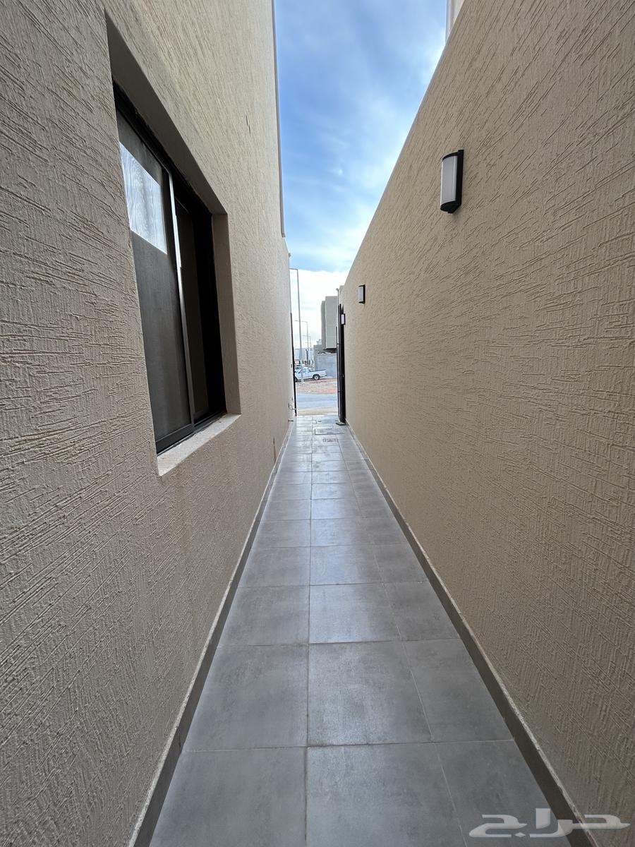 3 bedroom apartment in Al Janadriyah 2