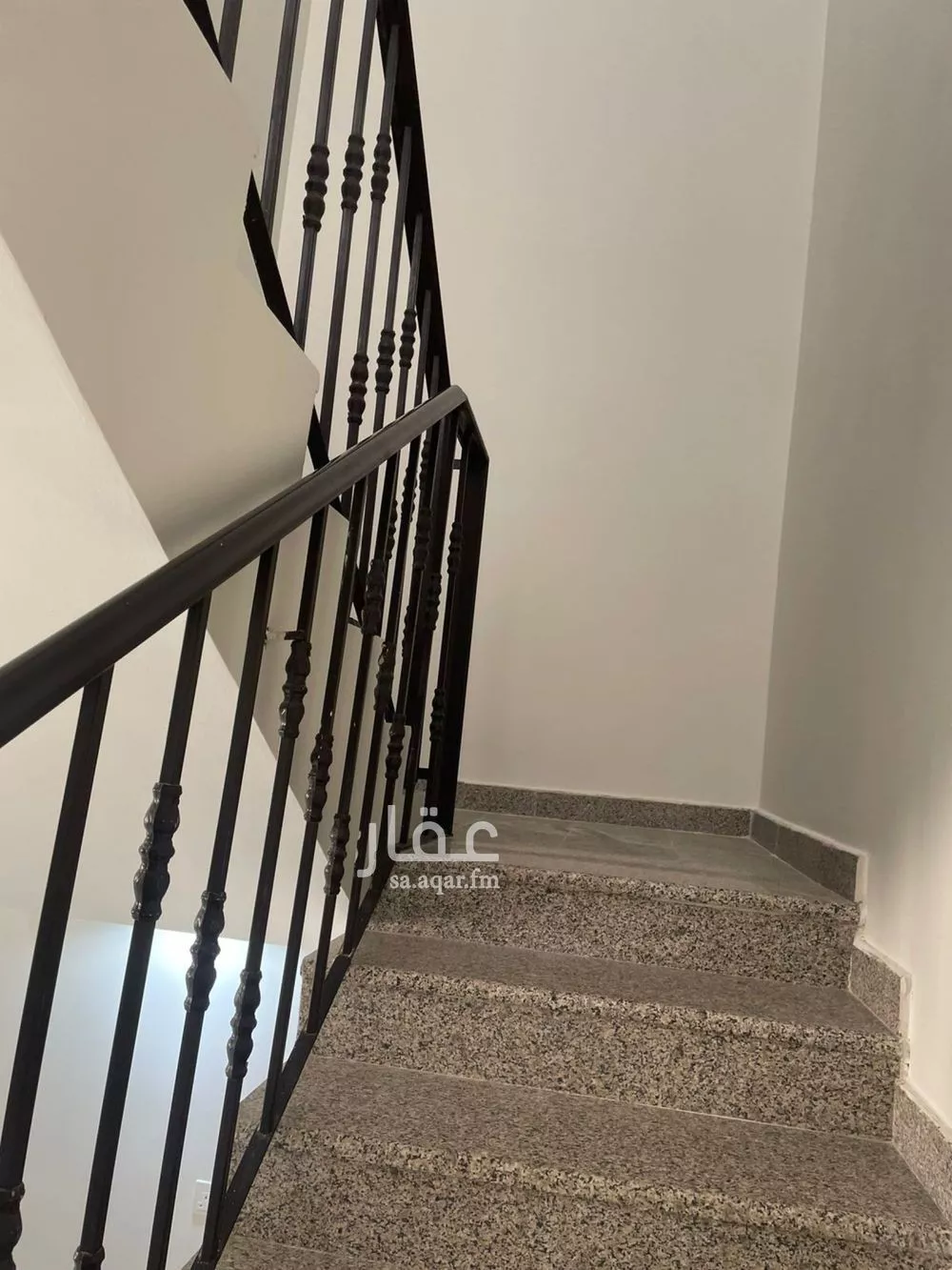 3 bedroom apartment in Al Hazm 13