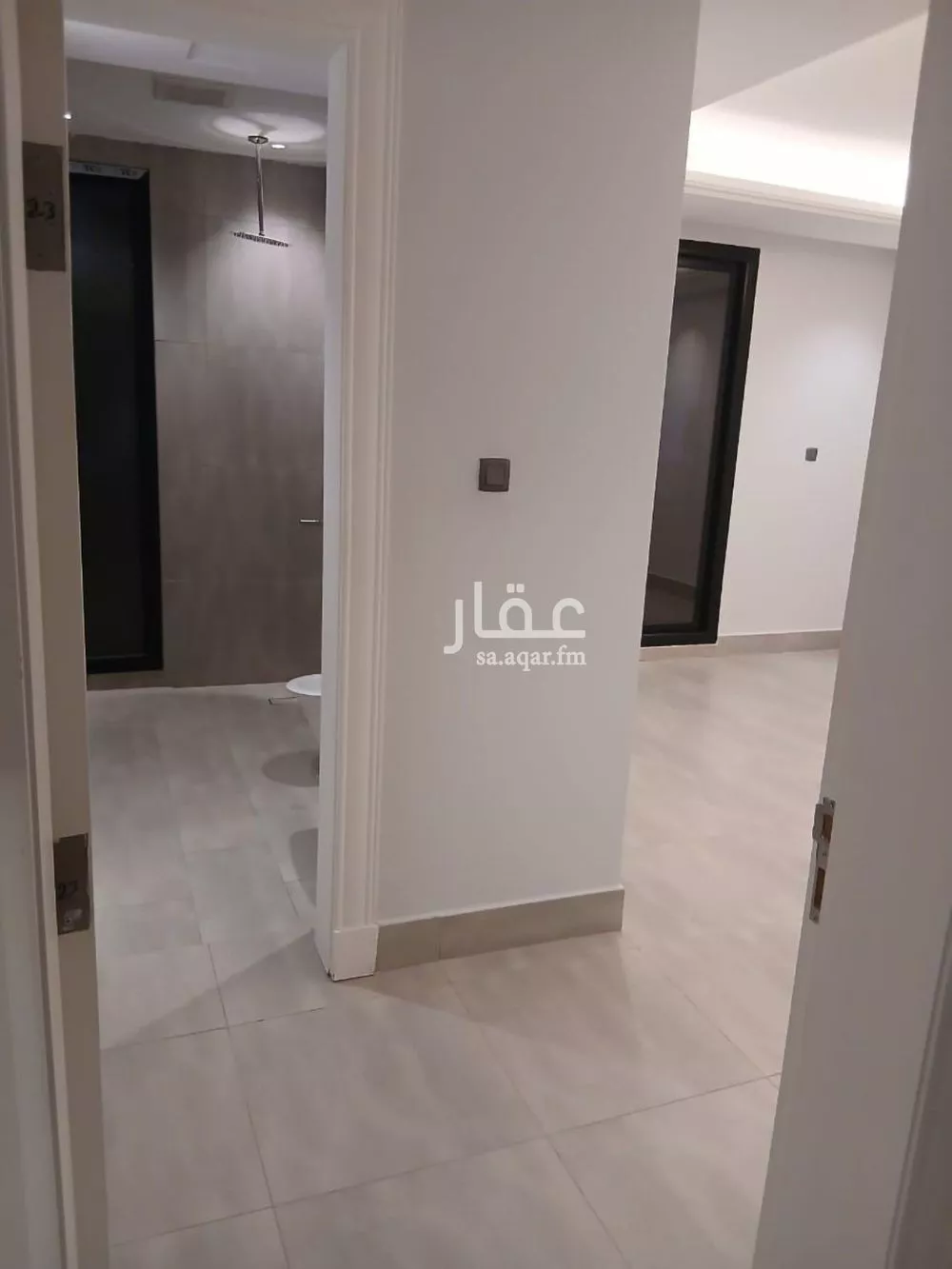 شقة 3 غرف في الملقا 3
