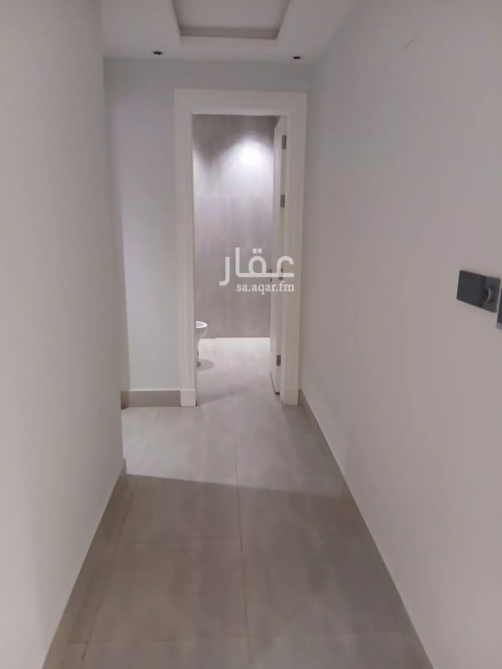 شقة 3 غرف في الملقا 6