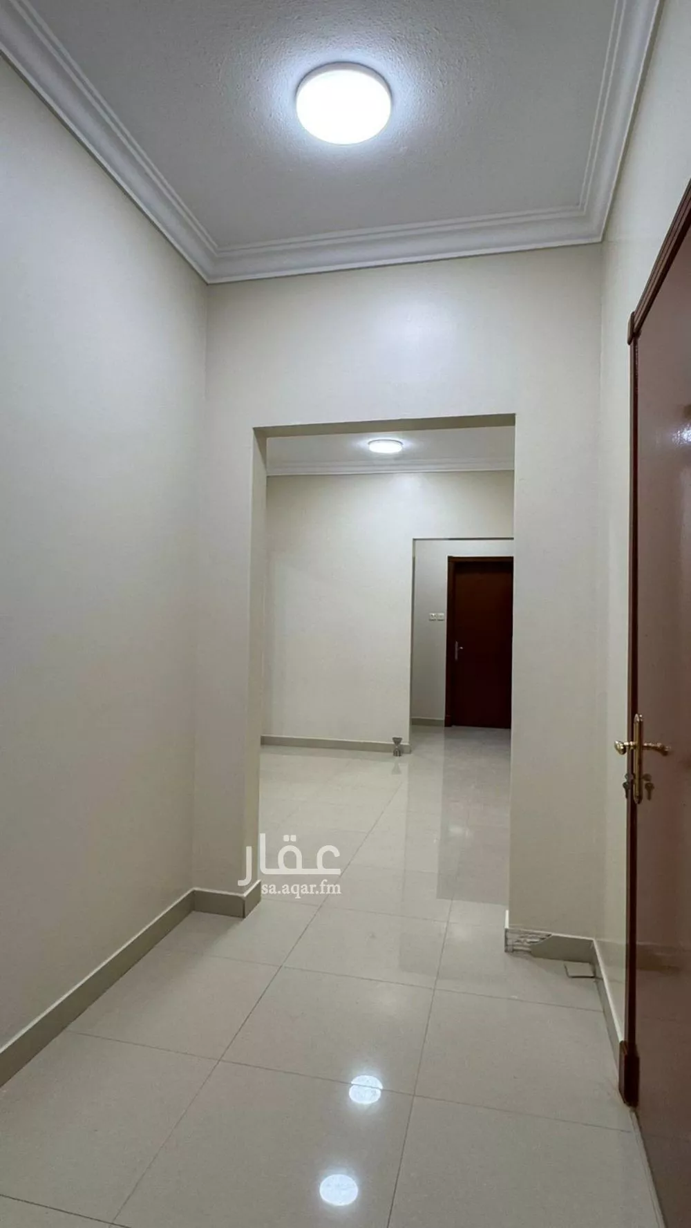 3 bedroom floor in Dhahrat Laban 5
