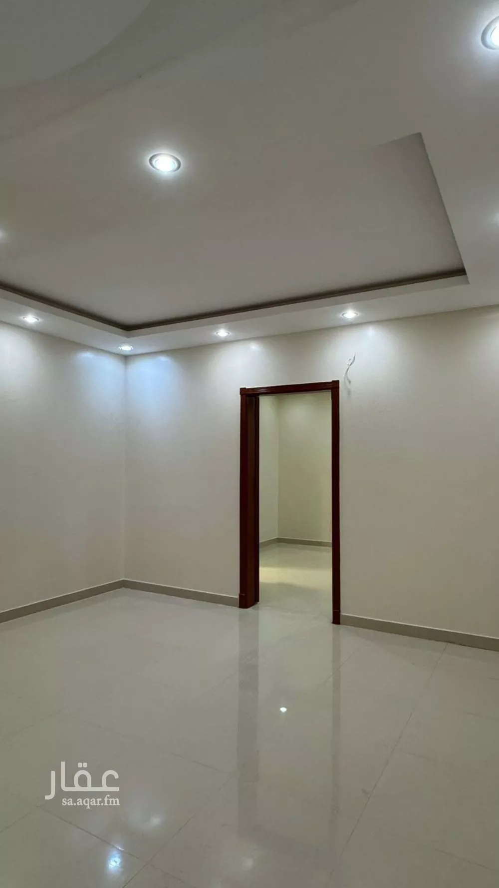 3 bedroom floor in Dhahrat Laban 6