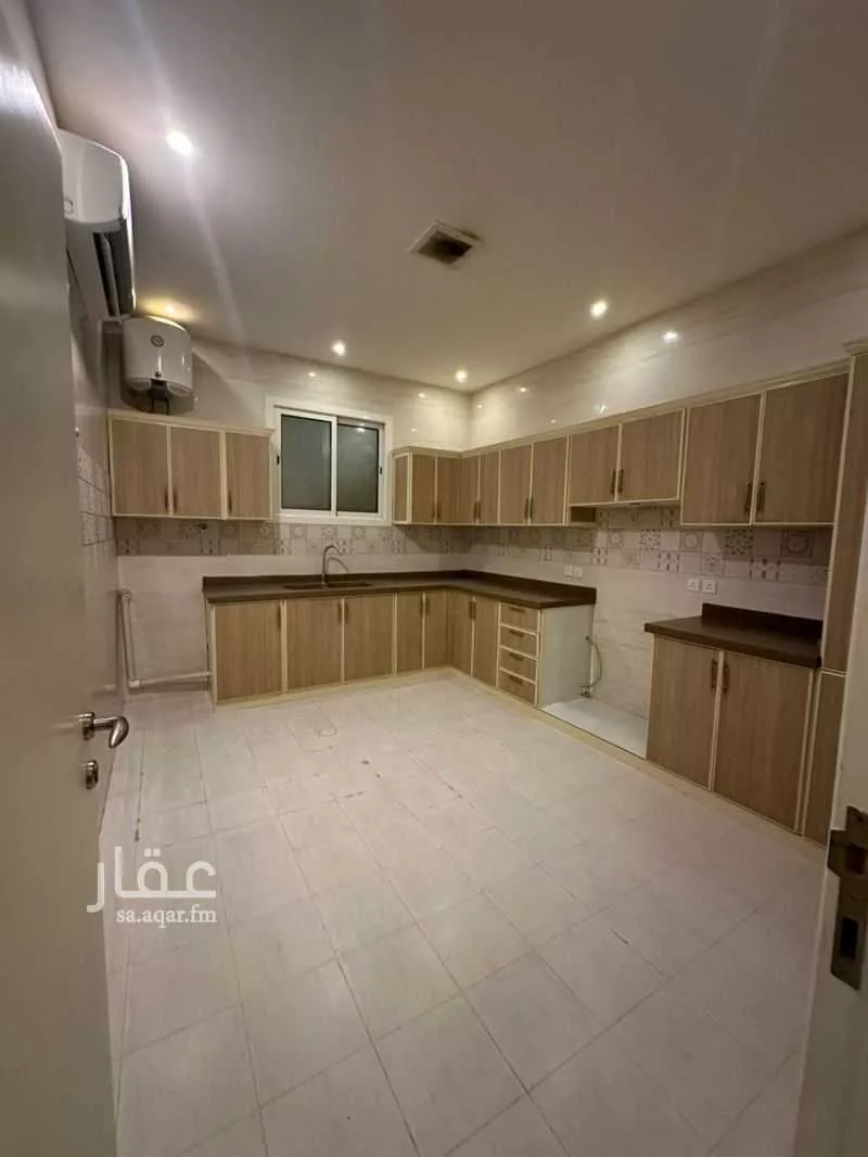 3 bedroom apartment in Al Aridh 7