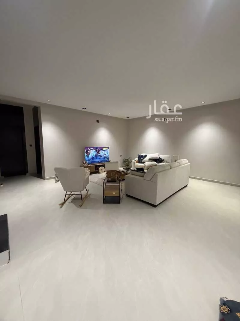 6 bedroom villa in Al Janadriyah 6