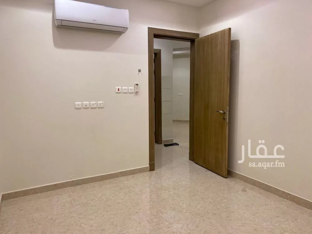 3 bedroom floor in Al Yasmin 4