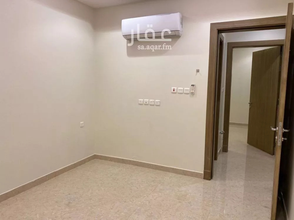 3 bedroom floor in Al Yasmin 5