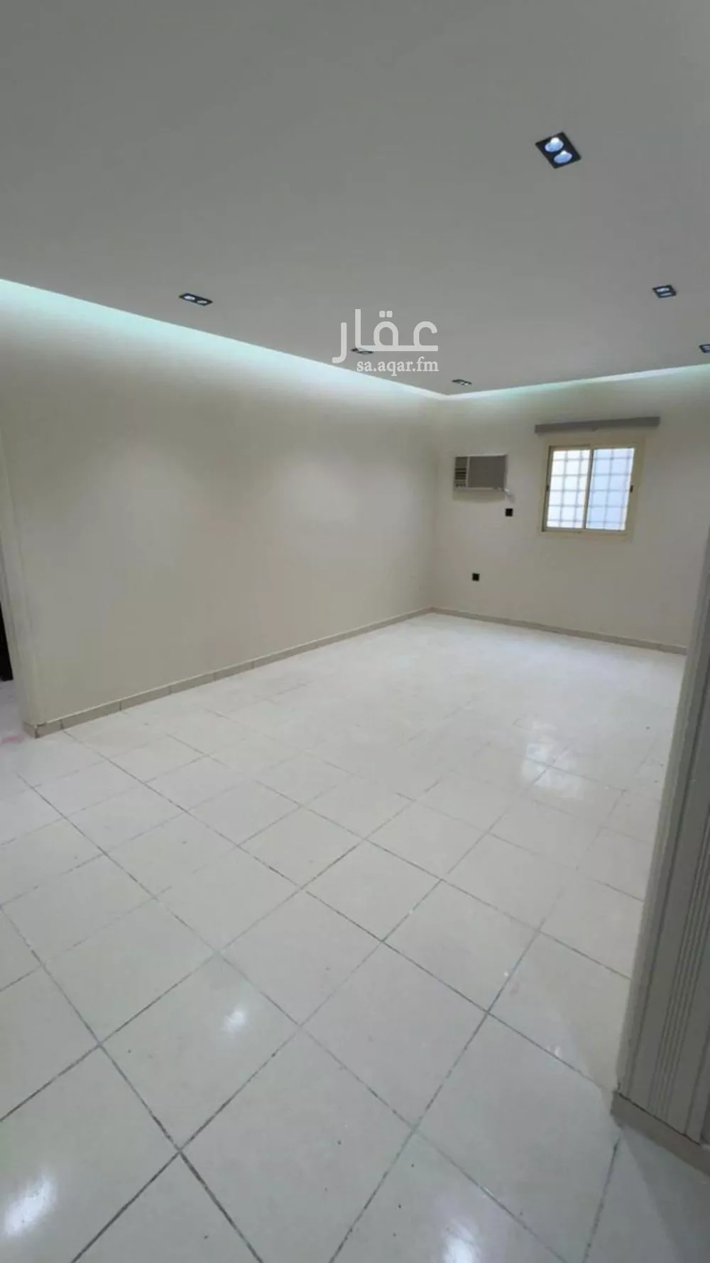 3 bedroom floor in Tuwaiq 8