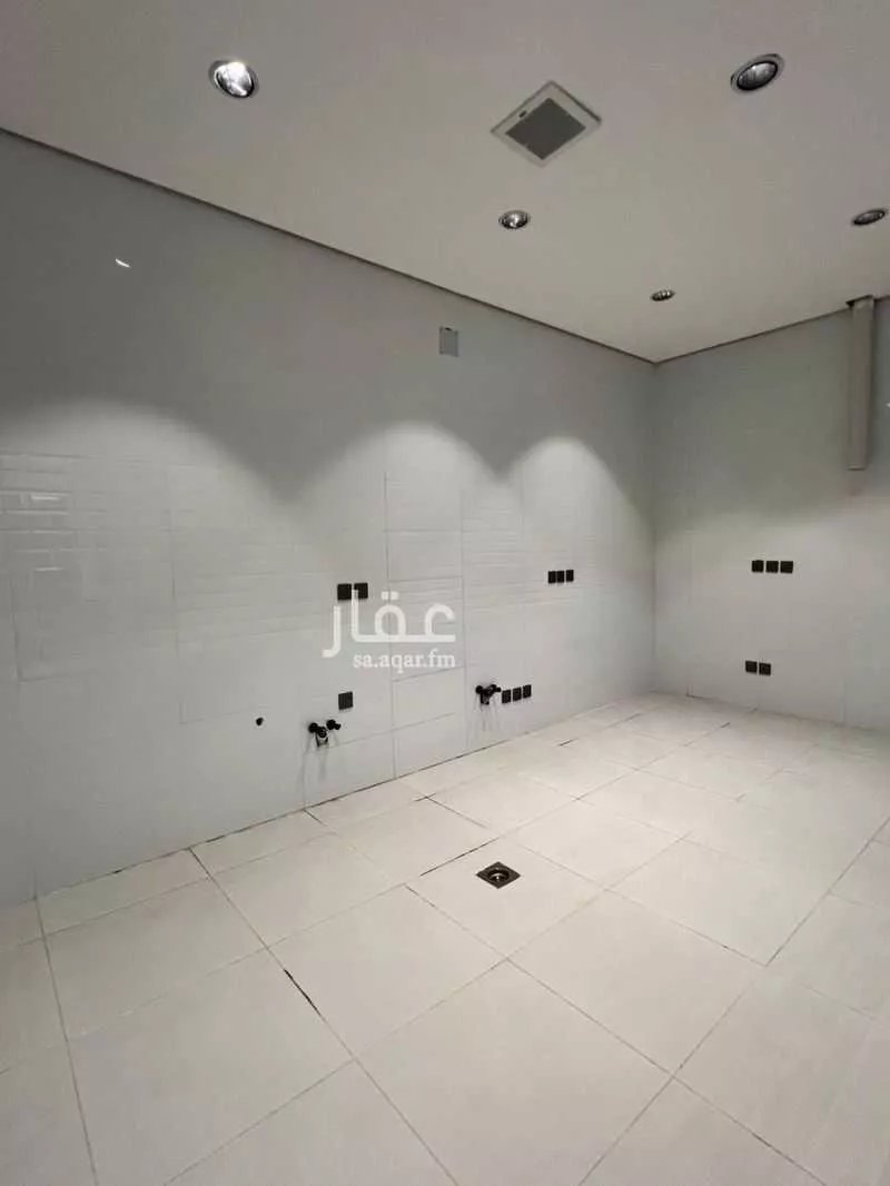 4 bedroom apartment in Badr 5
