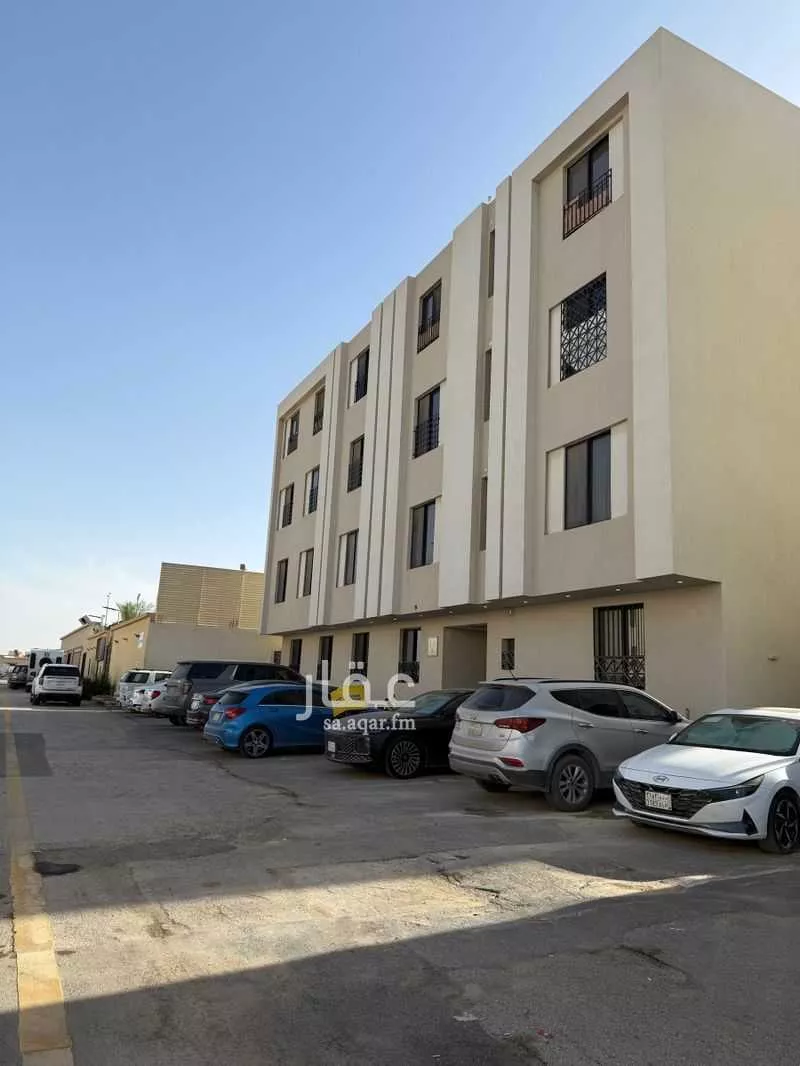 3 bedroom apartment in Dhahrat Namar 4