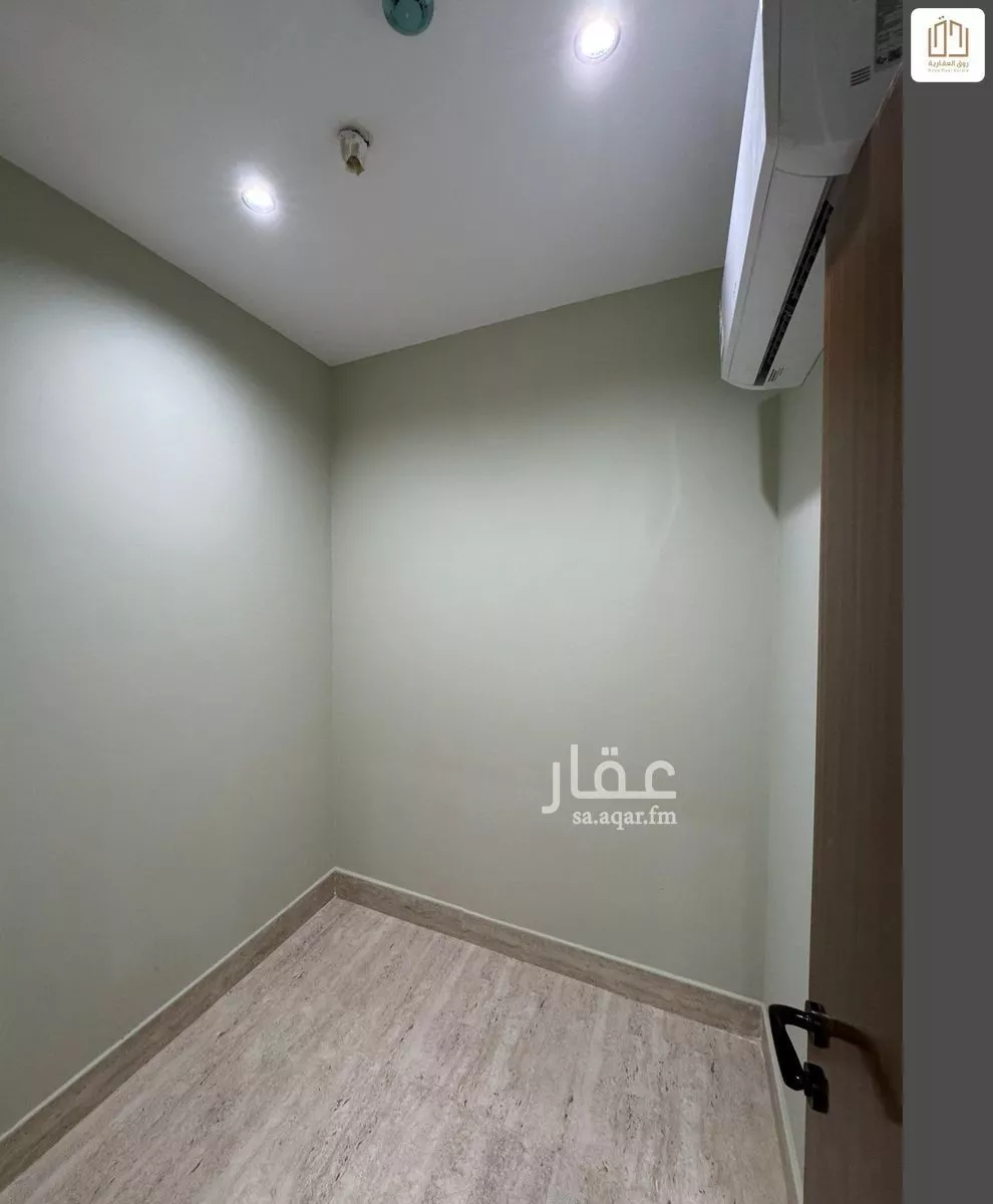 3 bedroom apartment in Al Hamra, Eastern Province 9