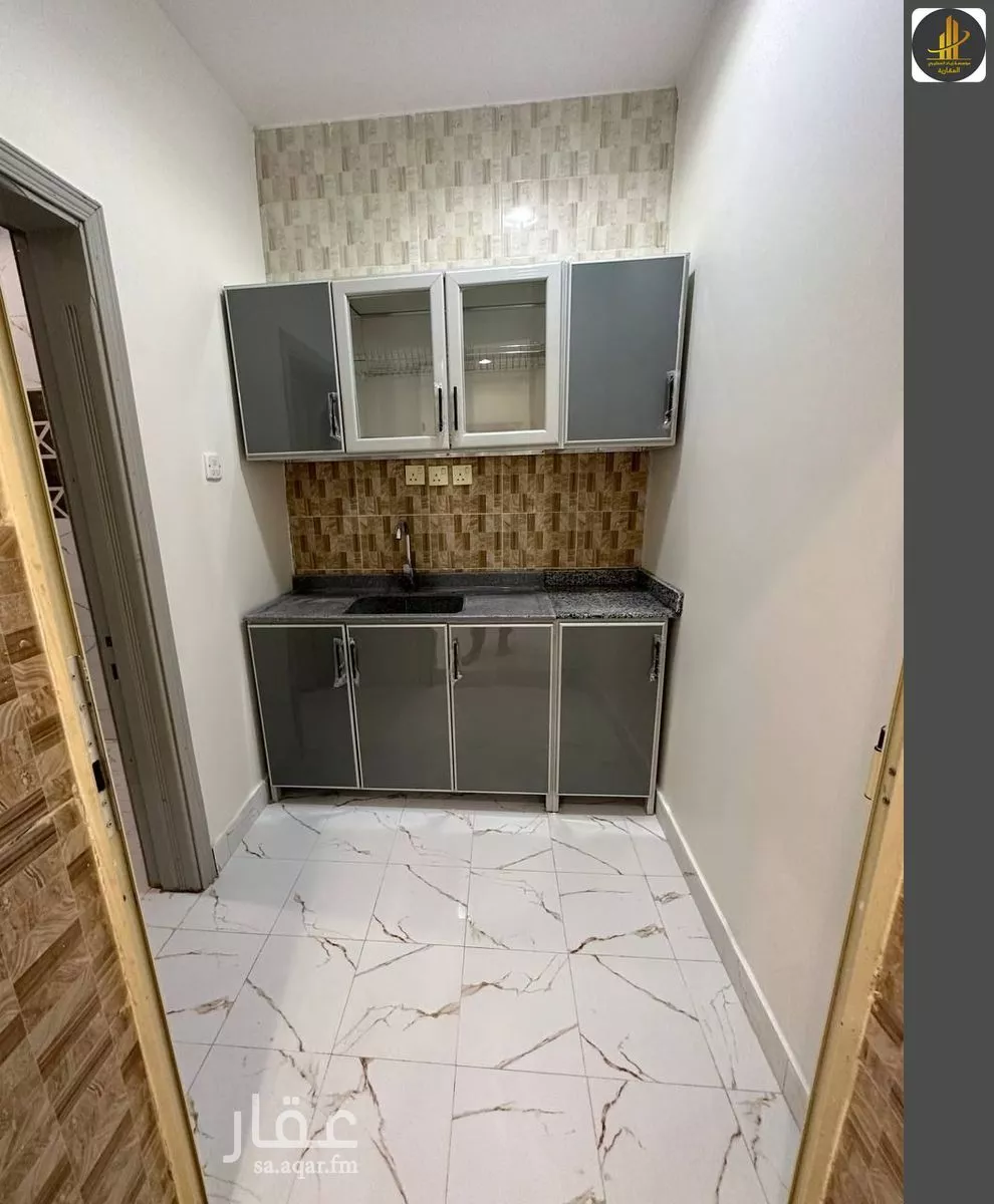 دور 1 غرف في الورود 2