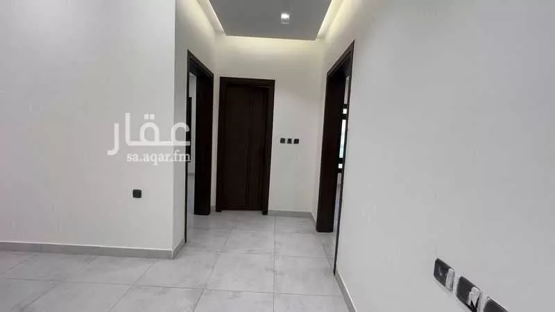 شقة 4 غرف في الريان 17