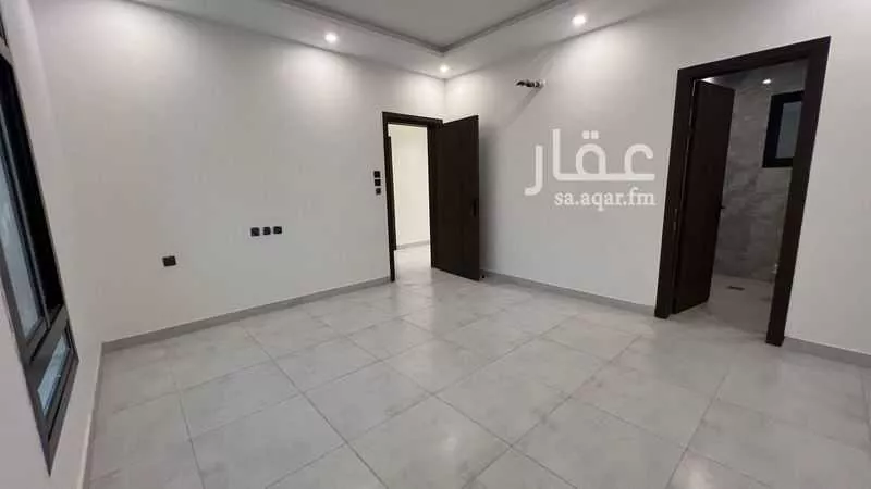 شقة 4 غرف في الريان 22