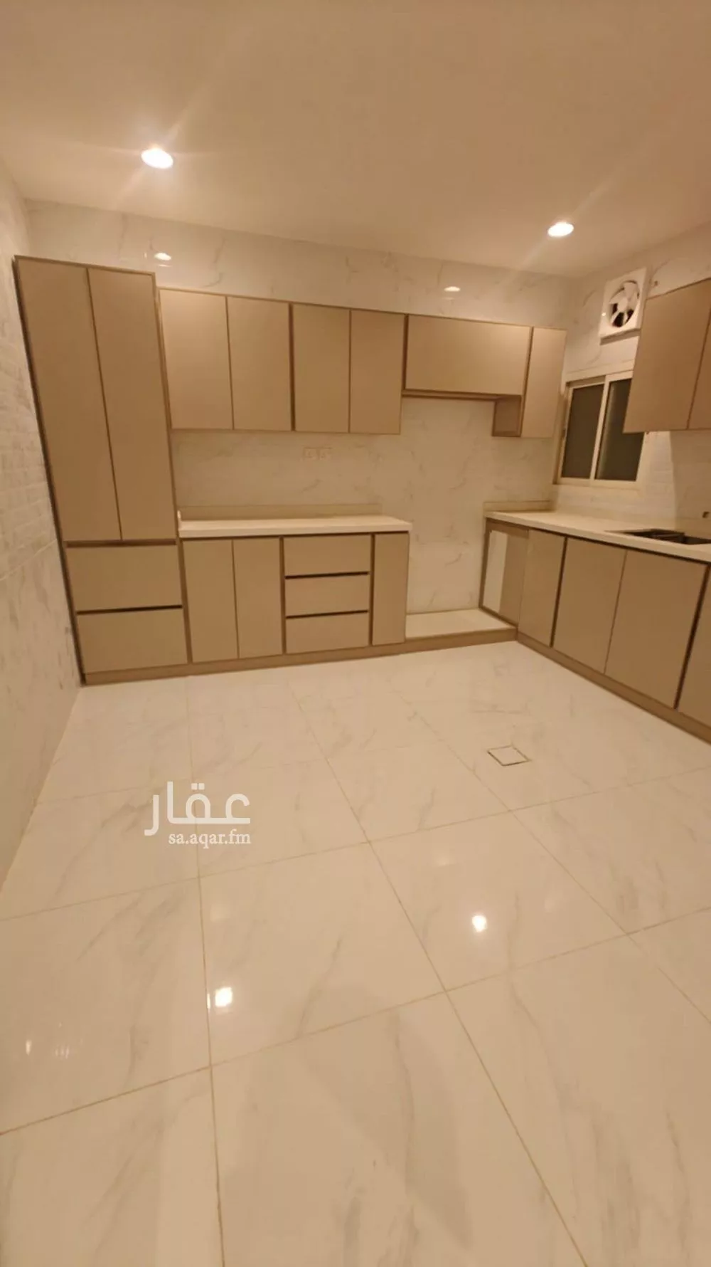 4 bedroom floor in Qurtubah 5