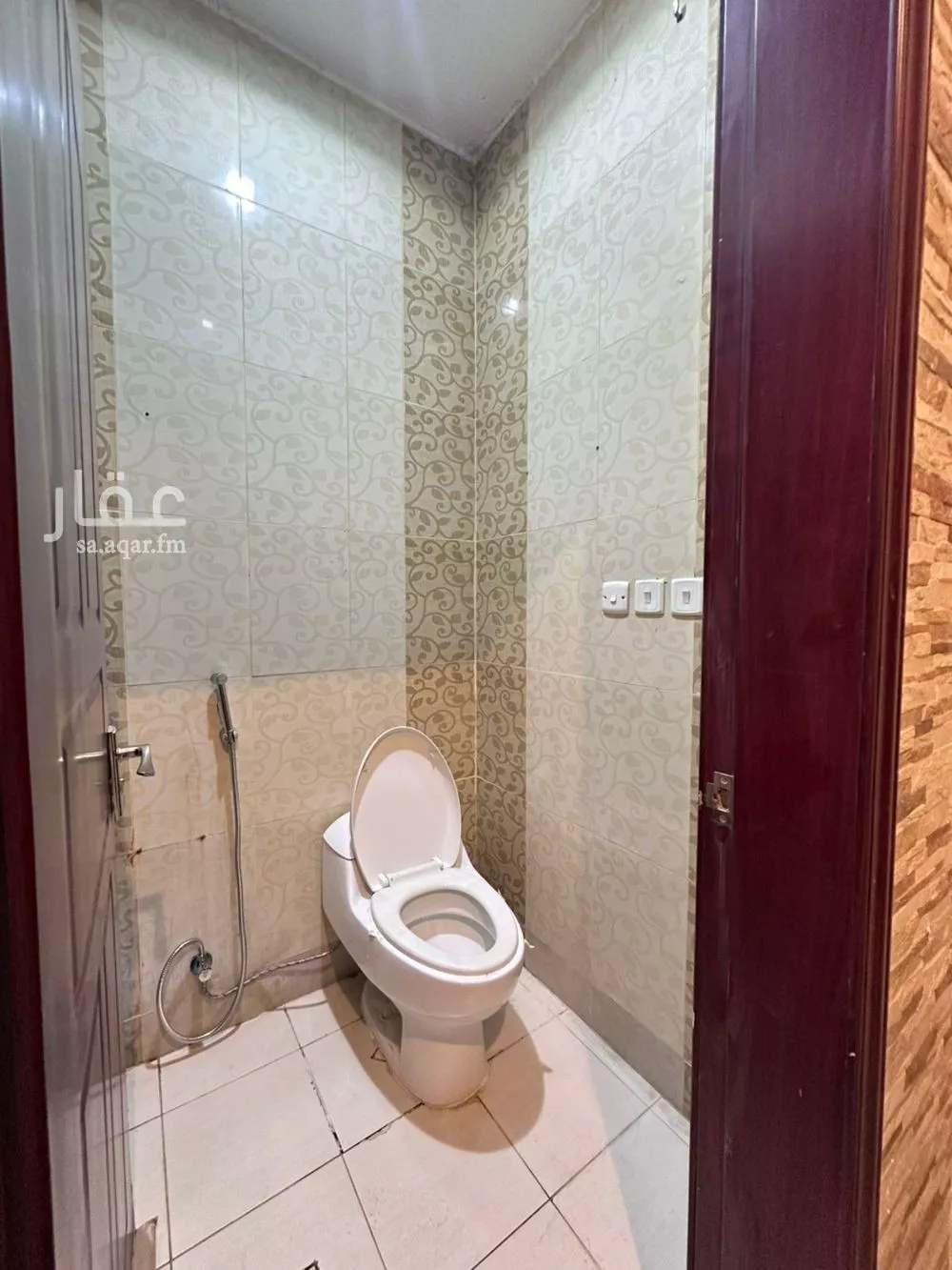 3 bedroom apartment in Al Yasmin 6