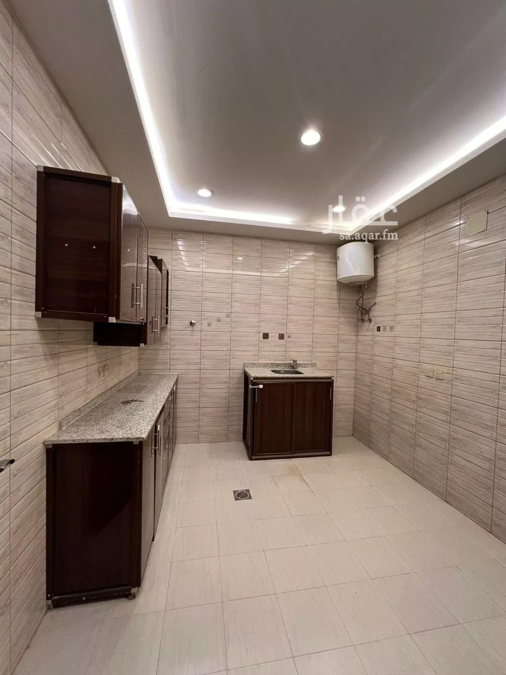 2 bedroom floor in Hittin 3