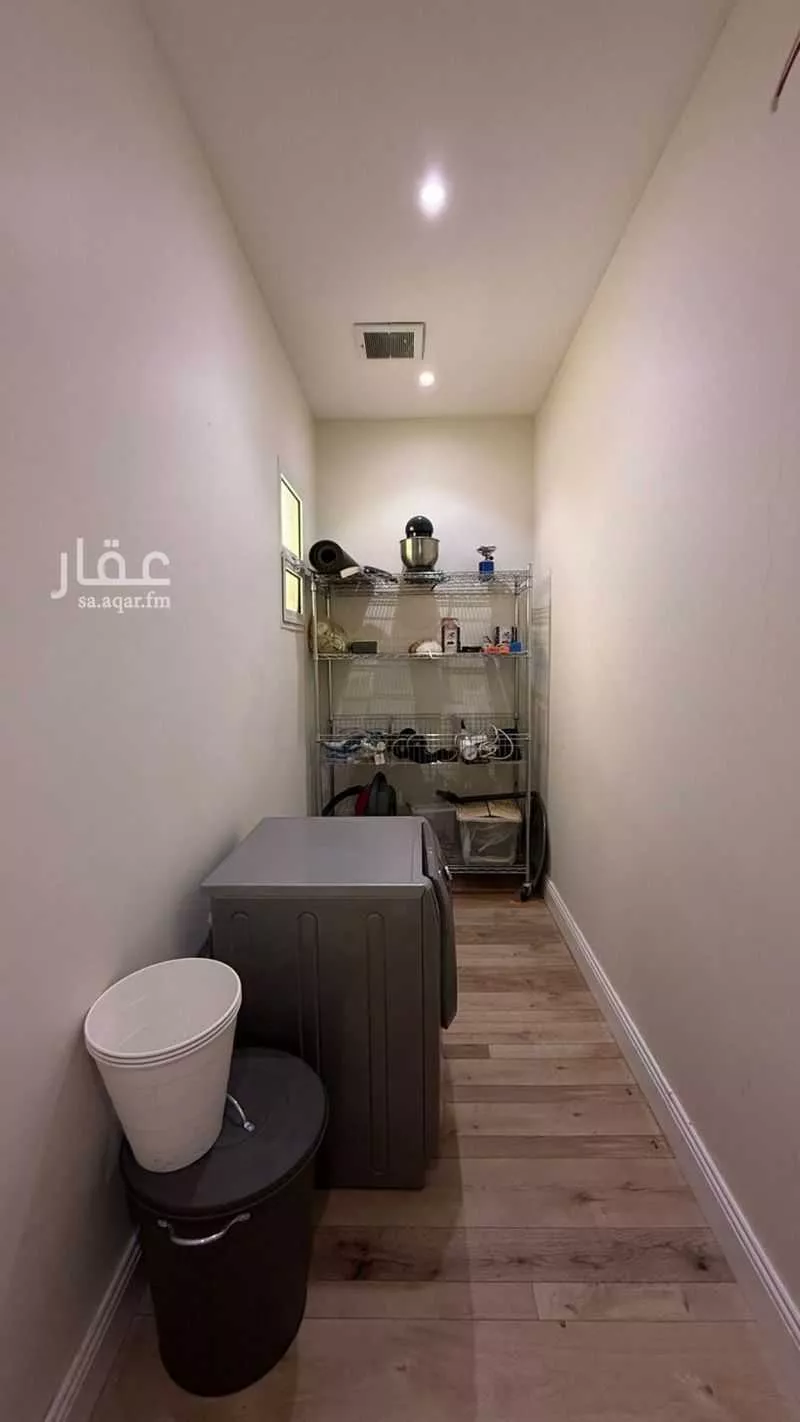 شقة 4 غرف في الملقا 15