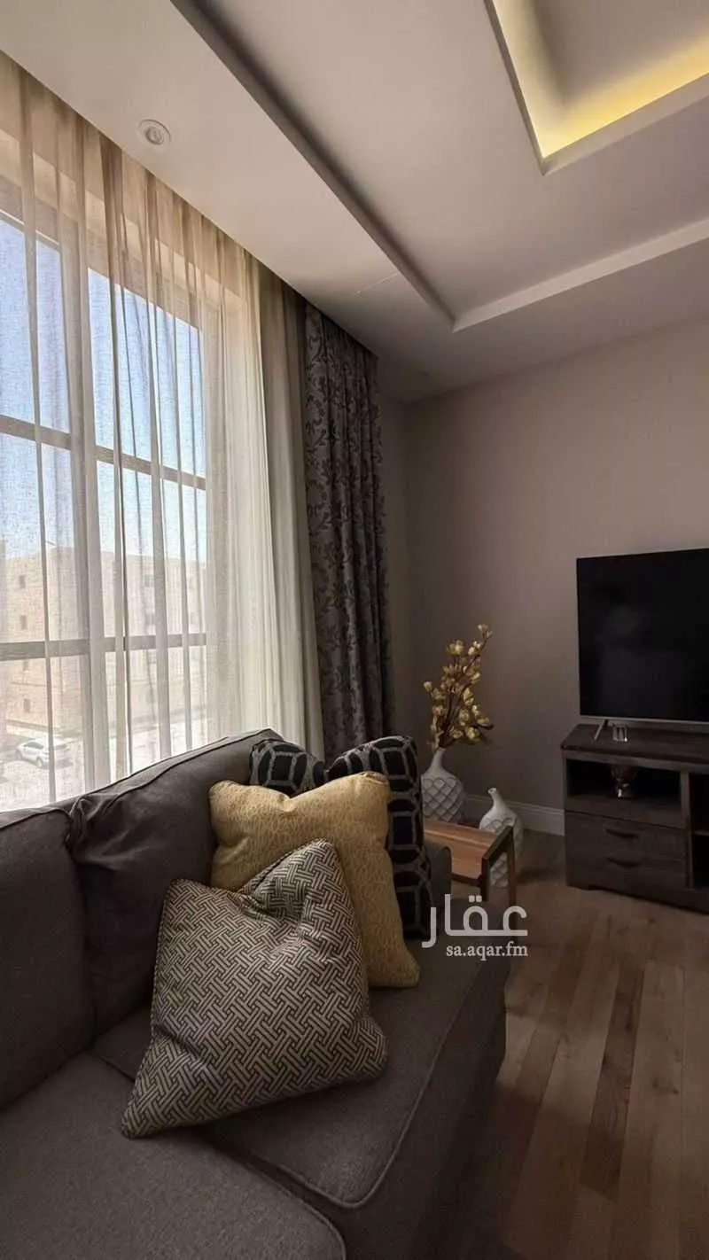 شقة 4 غرف في الملقا 7