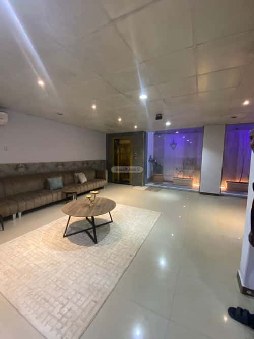 8 bedroom villa in Al Aqiq 2