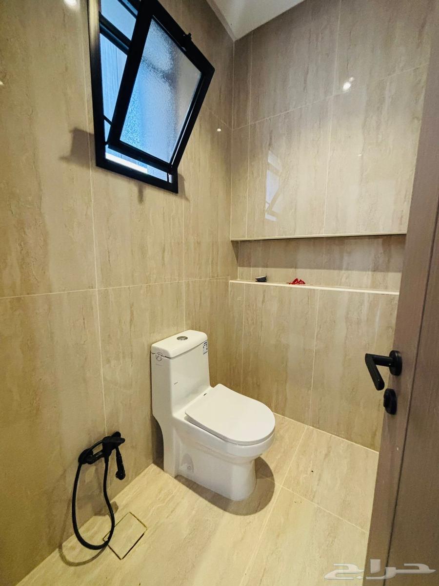 7 bedroom villa in Dahiat King Fahd 12