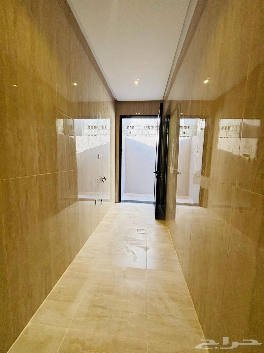 7 bedroom villa in Dahiat King Fahd 8