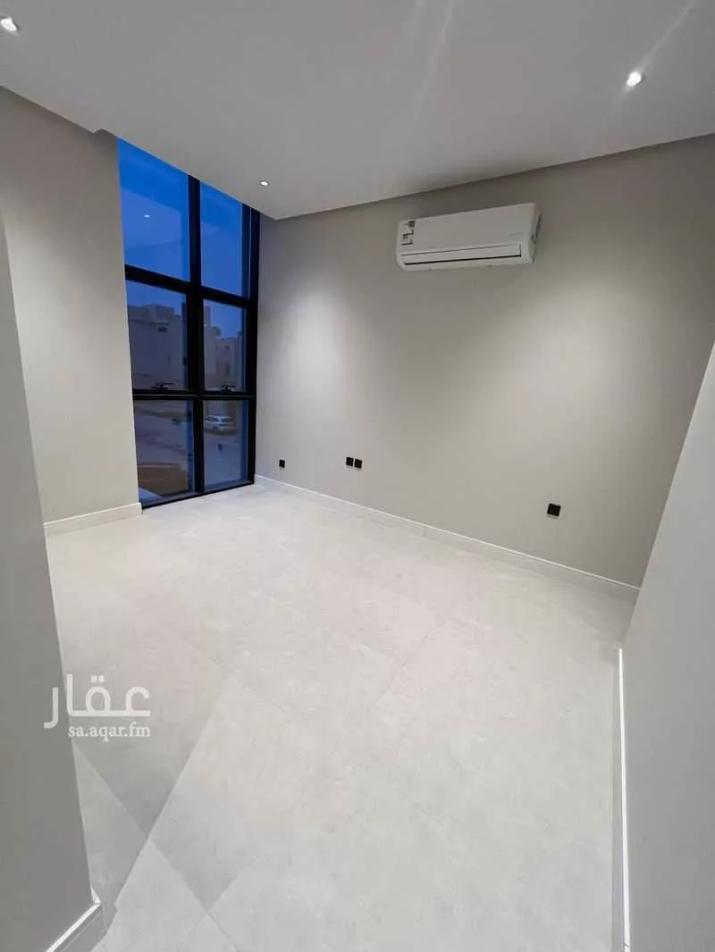 5 bedroom villa in Al Aridh 6