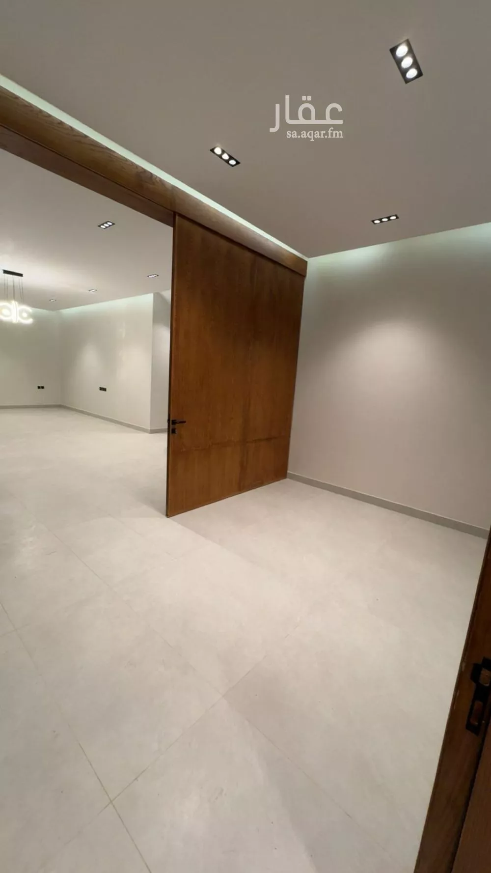 5 bedroom villa in Al Rimal 7