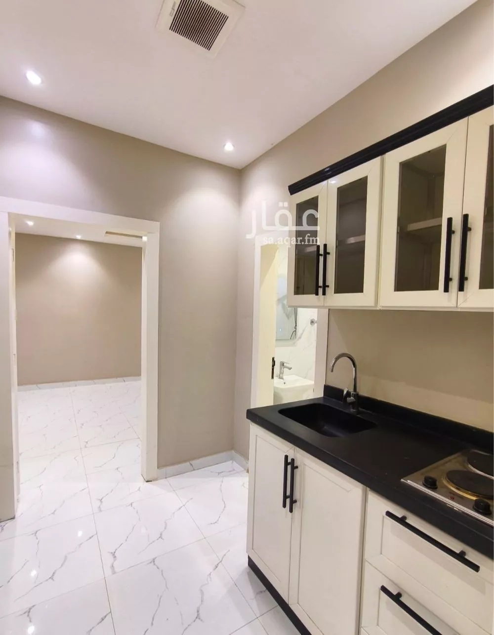 1 bedroom apartment in Al Aqiq 3