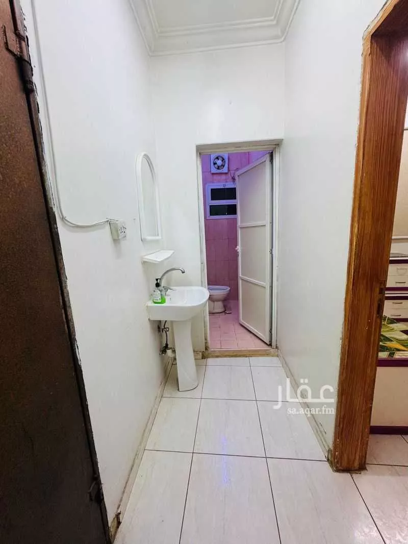 2 bedroom apartment in Utaiqah, Riyadh 7