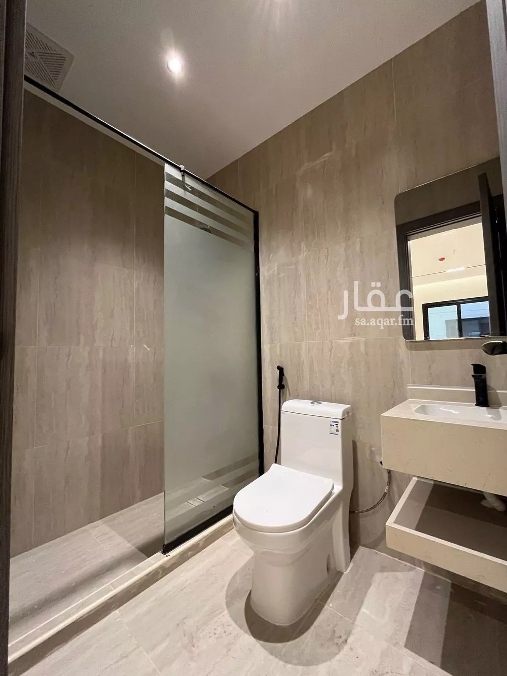 4 bedroom apartment in Al Muntazah 6