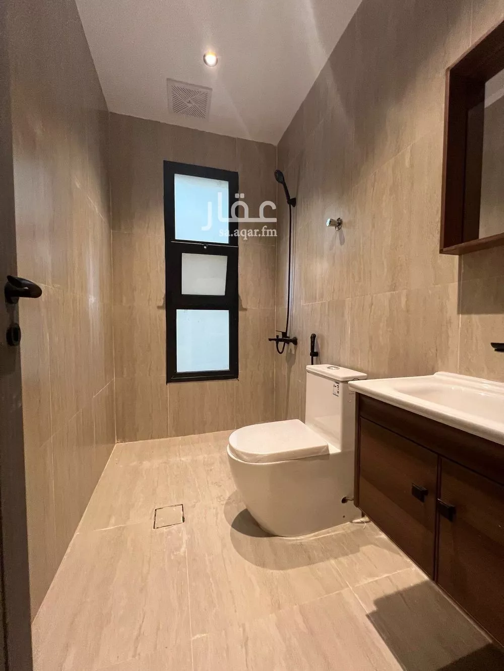 4 bedroom apartment in Al Muntazah, Eastern Province 9