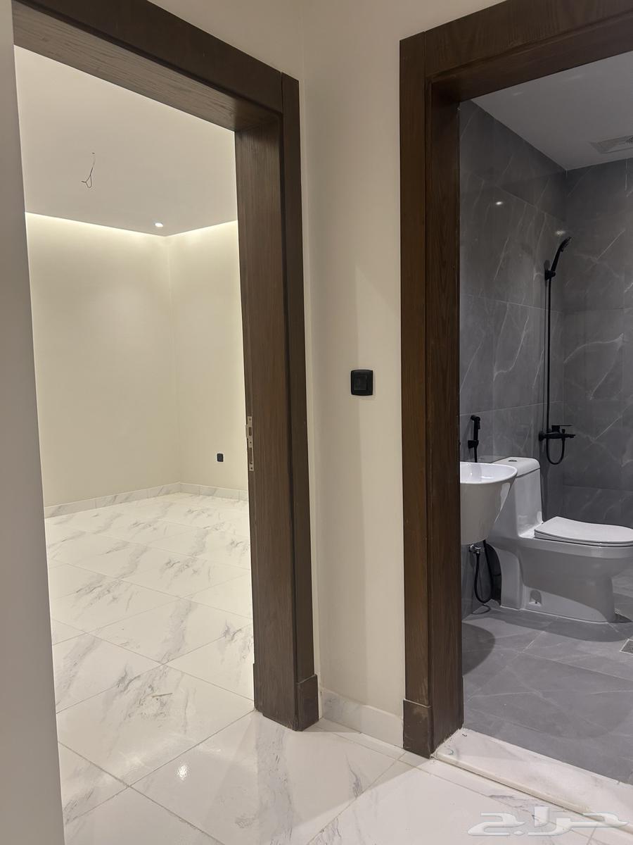 4 bedroom apartment in Al Wahah, Jeddah 11