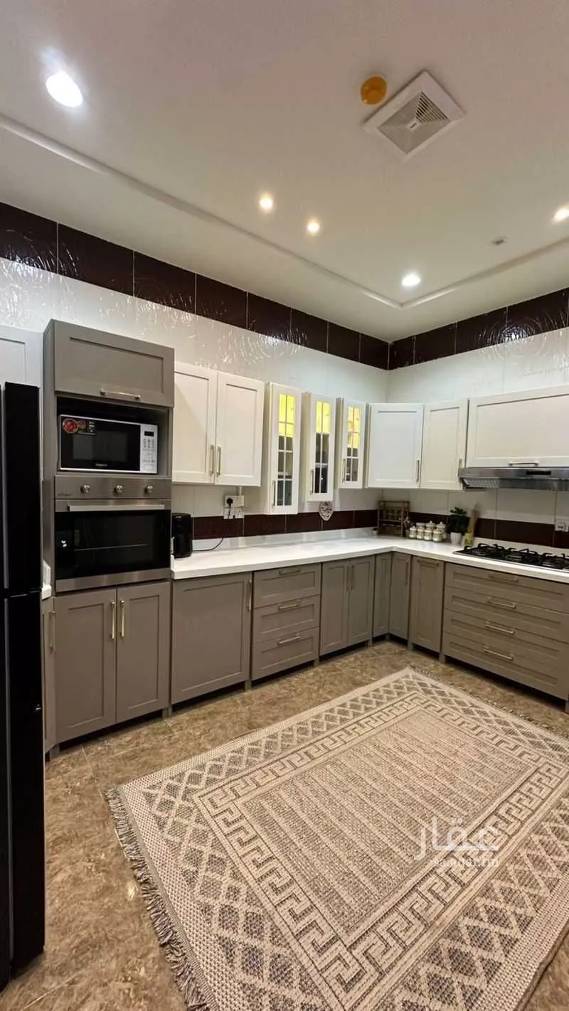3 bedroom apartment in Al Rimal 15