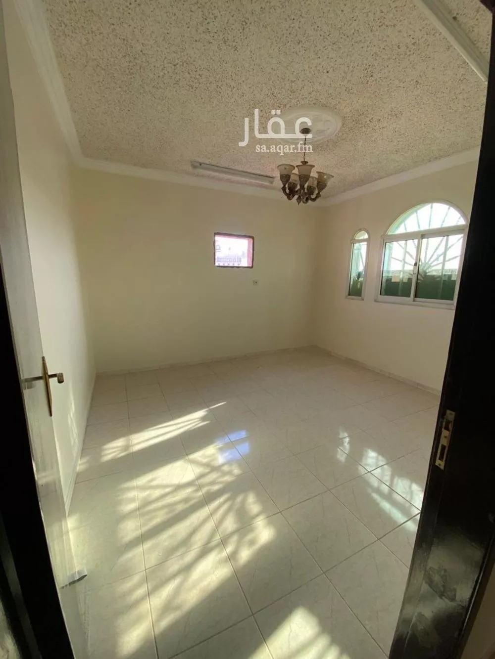 شقة 3 غرف في الرمال 8