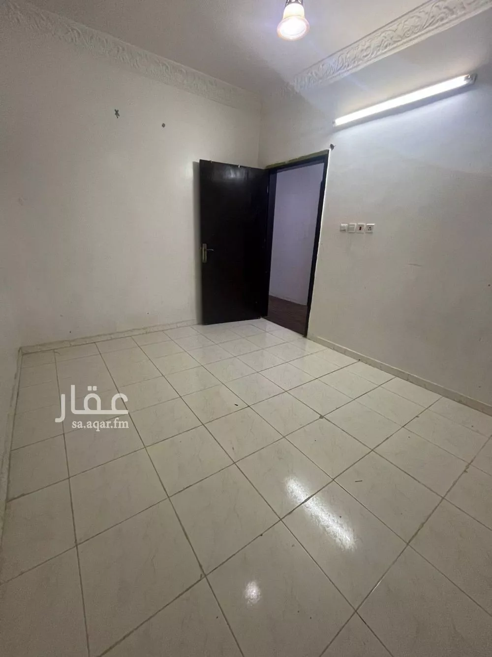 3 bedroom floor in Al Janadriyah 5
