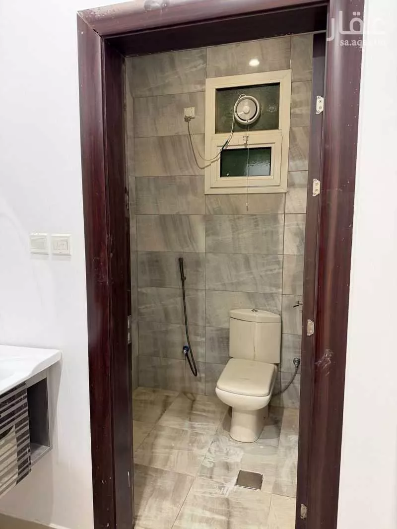3 bedroom apartment in Al Aqiq 2