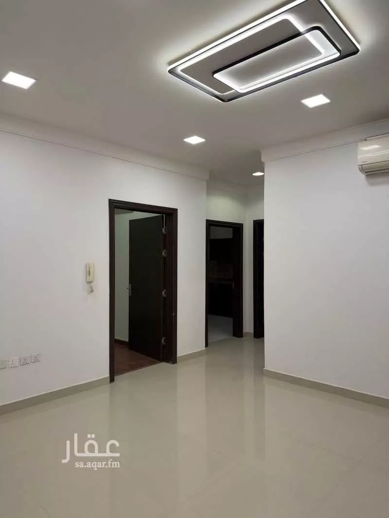 3 bedroom apartment in Al Aqiq 4