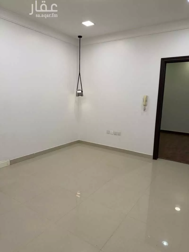 3 bedroom apartment in Al Aqiq 5