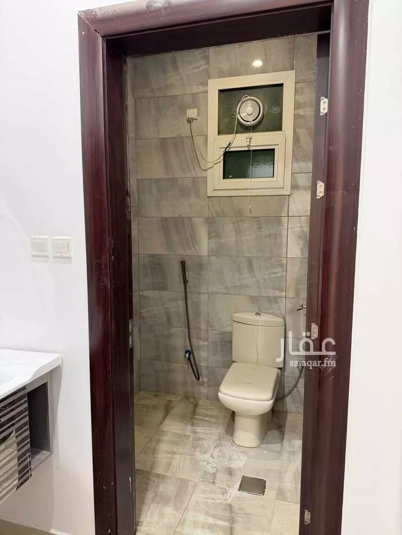3 bedroom apartment in Al Aqiq 10