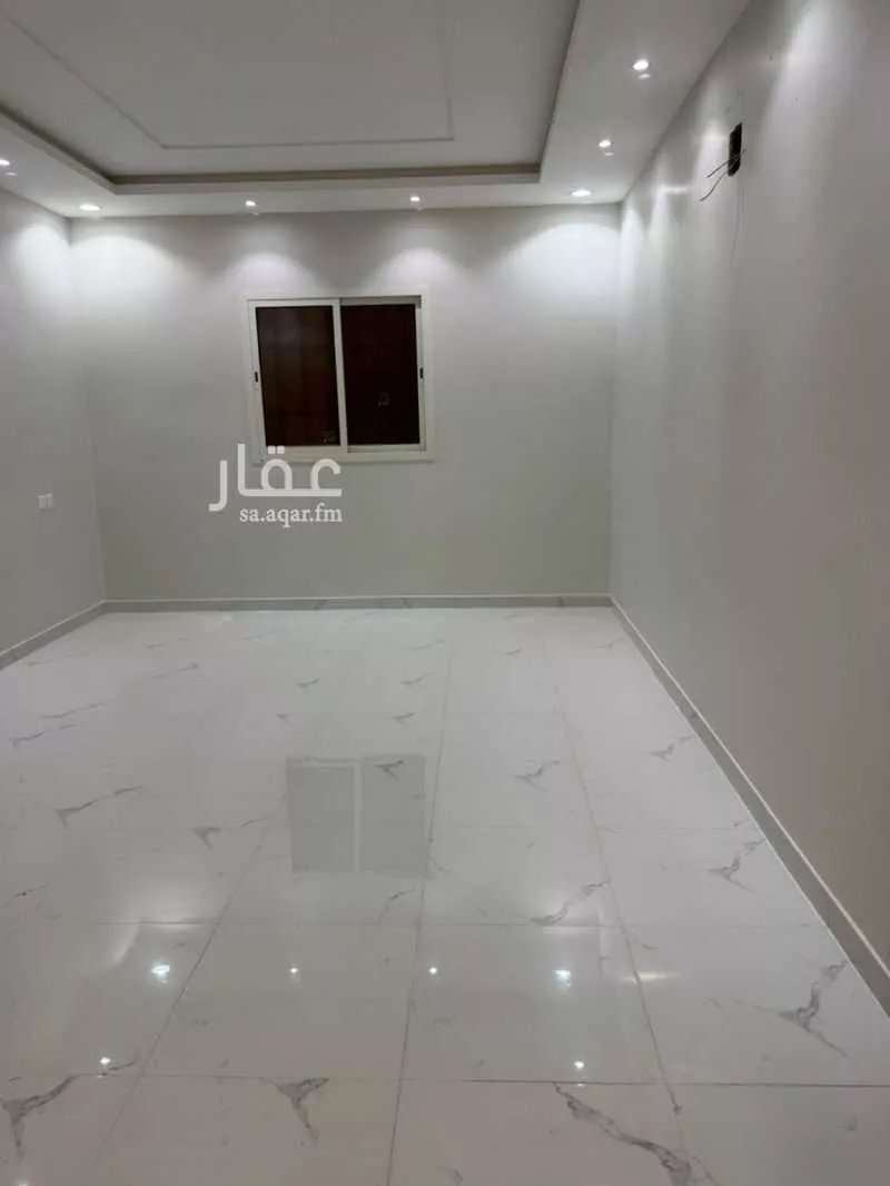 4 bedroom floor in Tuwaiq 6