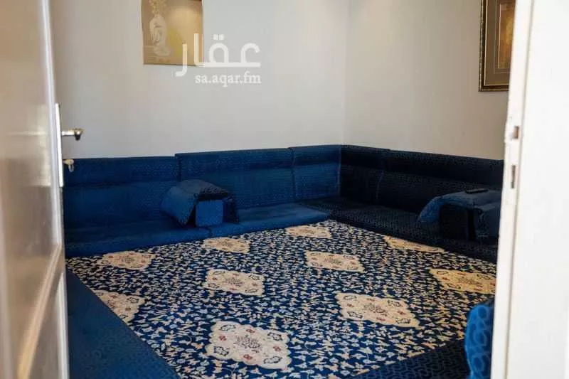 فيلا 7 غرف في العريجاء الغربية 10