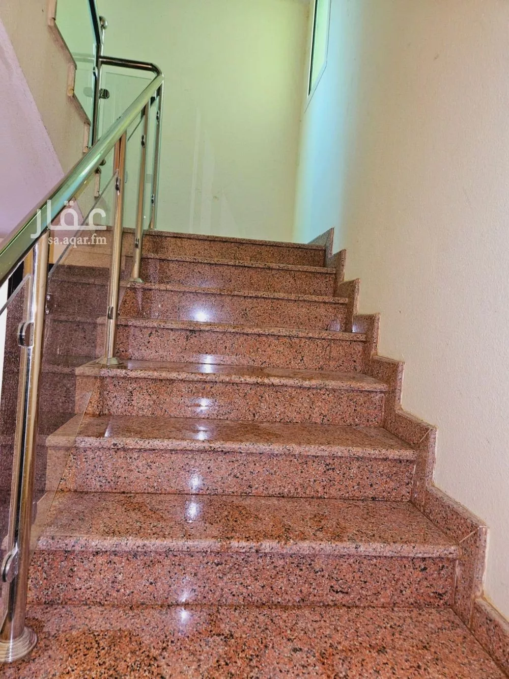 3 bedroom floor in Al Aridh 7