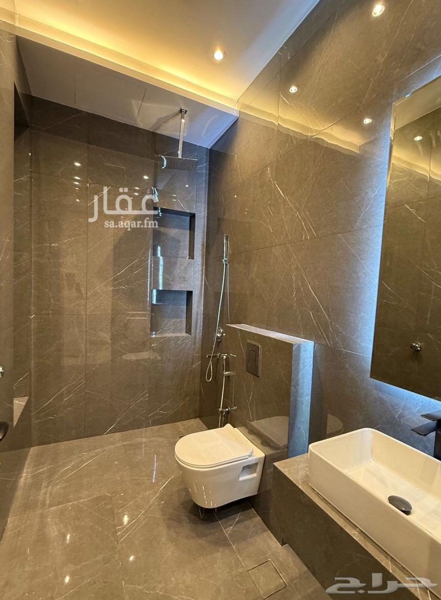 فيلا 5 غرف في الحمراء و ام الجود 6