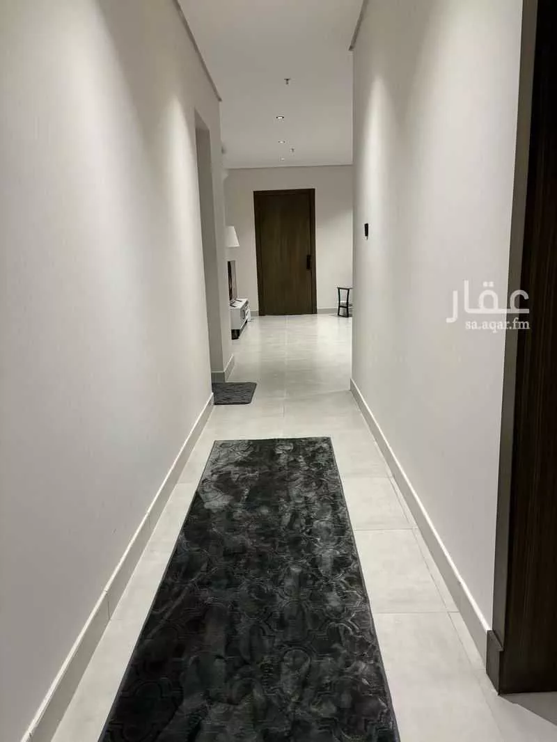 شقة 2 غرف في الحمرا 5