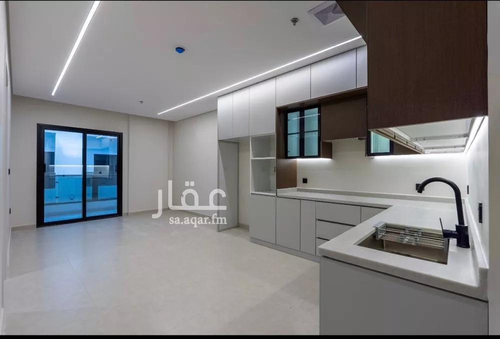 4 bedroom apartment in Al Bahr 12
