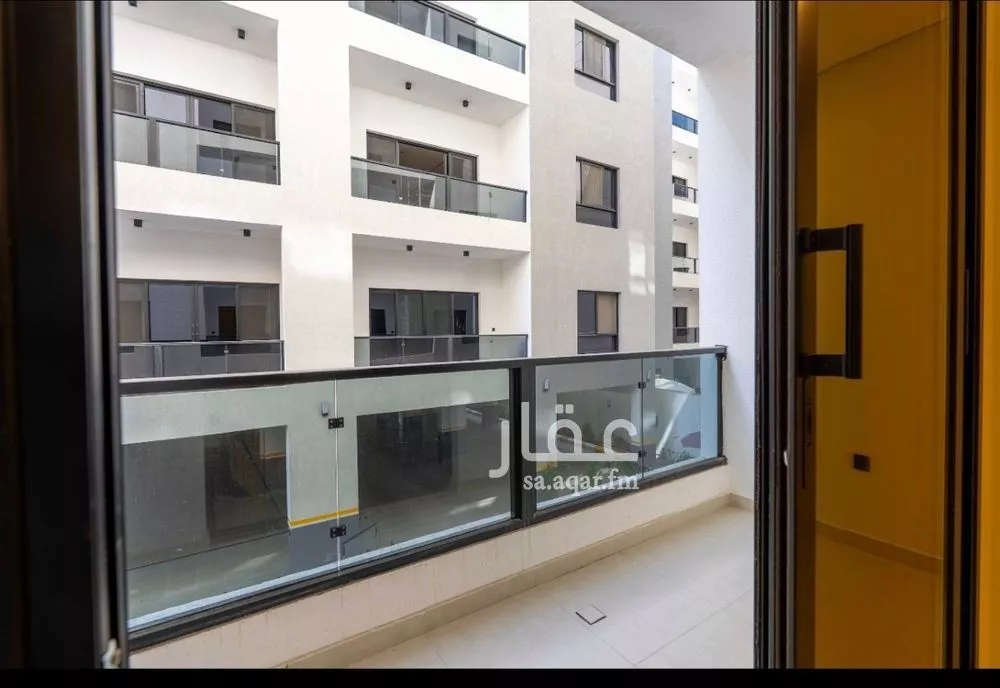 4 bedroom apartment in Al Bahr 13