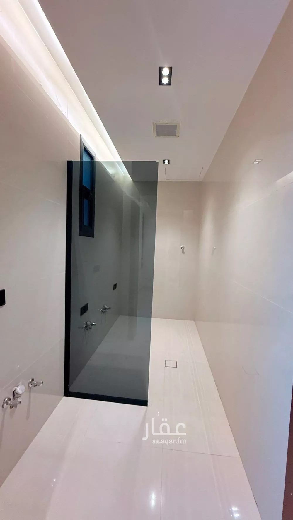 6 bedroom villa in Al Uraija Al Gharbiyah 13