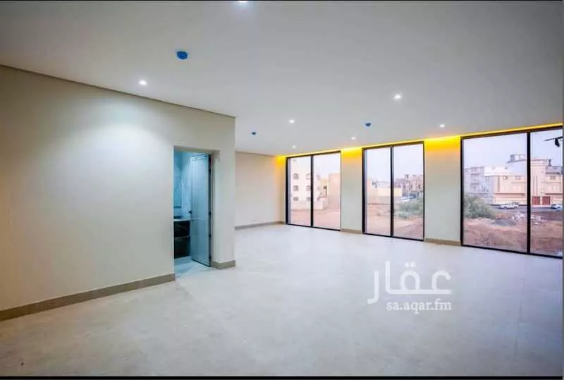 1500 sqm office in As Salhiyah 3